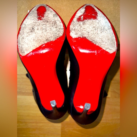 Christian Louboutin French Tutu Button Black Leather Booties Size 36, US 6, USED - Picture 7 of 16